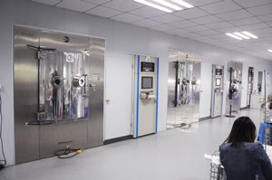 千屹真空鍍膜檢測(cè)設(shè)備室