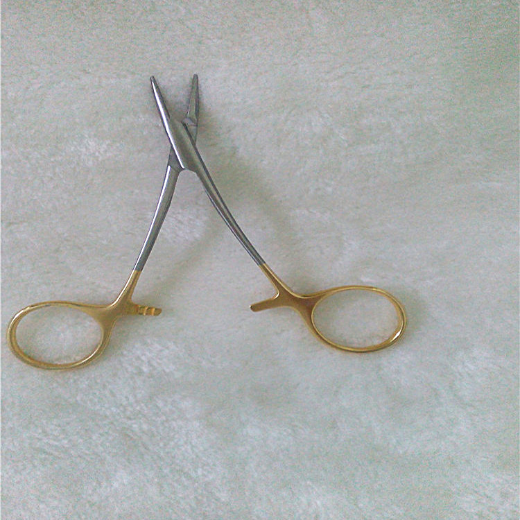 不銹鋼醫(yī)用手術(shù)鉗子真空電鍍間金色 廣東PVD真空電鍍加工廠